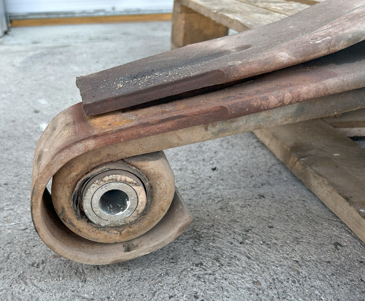 MERCEDES-BENZ 3-LEAF SPRING FRONT FOR MERCEDES AROCS MP4 - Yay süspansiyonu: fotoğraf 3 MERCEDES-BENZ 3-LEAF SPRING FRONT FOR MERCEDES AROCS MP4 - Yay süspansiyonu: fotoğraf 3