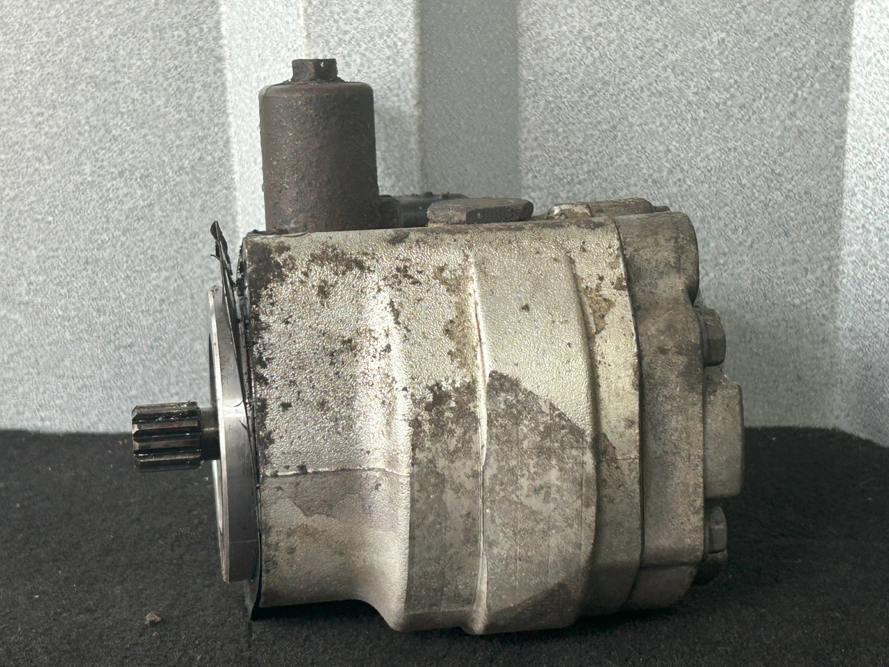 MERCEDES-BENZ ACTROS MP4 POWER STEERING PUMP - Hidrolik güçlendirici pompası - Kamyon: fotoğraf 2 MERCEDES-BENZ ACTROS MP4 POWER STEERING PUMP - Hidrolik güçlendirici pompası - Kamyon: fotoğraf 2
