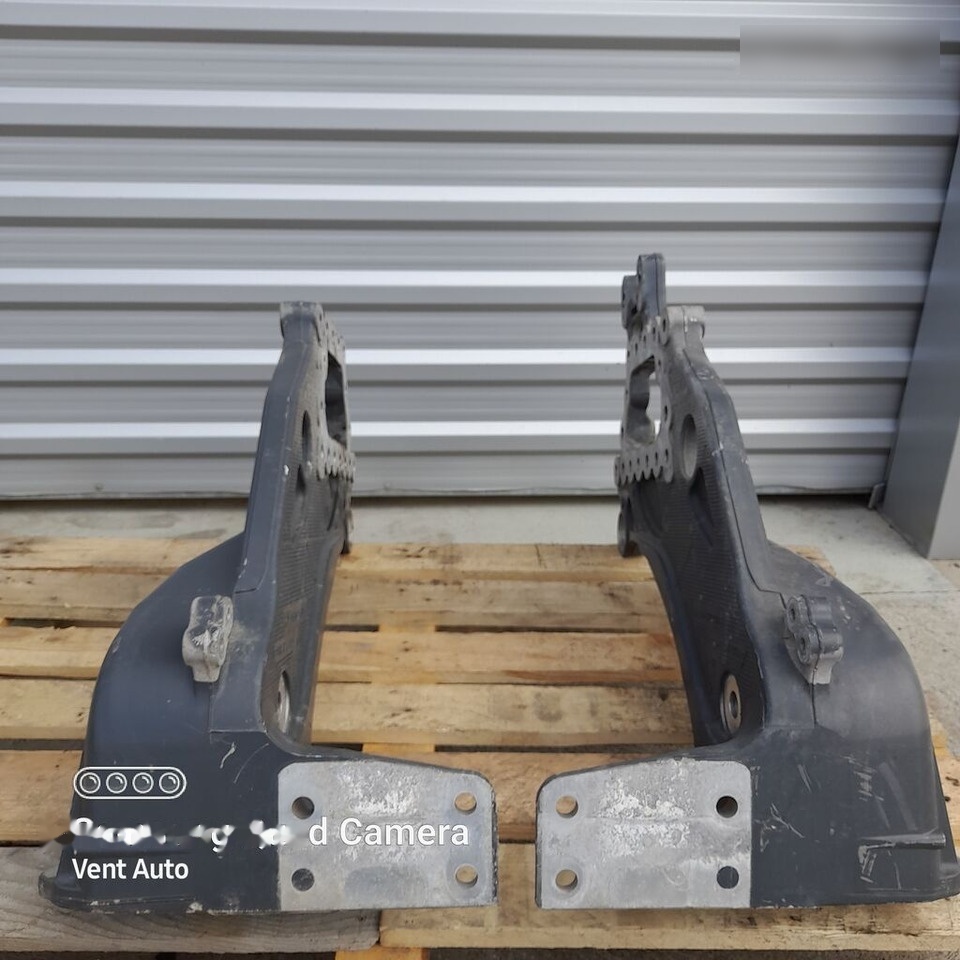 MOCOWANIE/ WSPORNIK RESORA RIGHT Mercedes-Benz ACTROS MP4 A9603224001 Mercedes-Benz A9603224001 - Kabin süspansiyonu - Kamyon: fotoğraf 4 MOCOWANIE/ WSPORNIK RESORA RIGHT Mercedes-Benz ACTROS MP4 A9603224001 Mercedes-Benz A9603224001 - Kabin süspansiyonu - Kamyon: fotoğraf 4