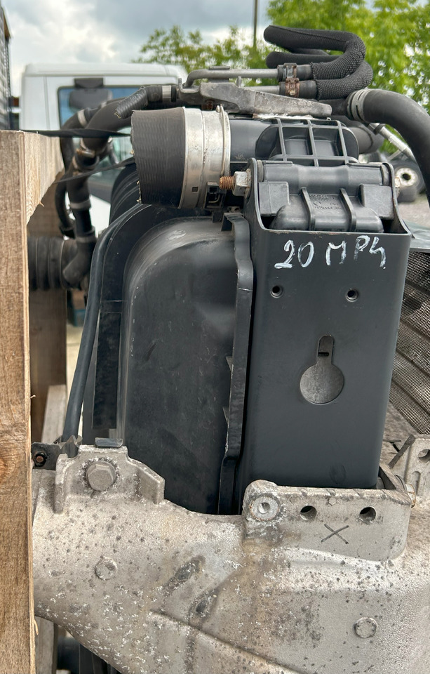 Mercedes ACTROS MP4 COOLERS SET - Radyatör: fotoğraf 5 Mercedes ACTROS MP4 COOLERS SET - Radyatör: fotoğraf 5