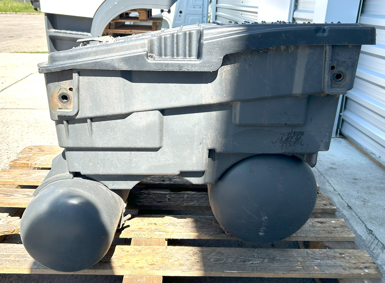 Mercedes AROCS MP4 BATTERY BOX WITH CYLINDERS - Akümülatör - Kamyon: fotoğraf 4 Mercedes AROCS MP4 BATTERY BOX WITH CYLINDERS - Akümülatör - Kamyon: fotoğraf 4