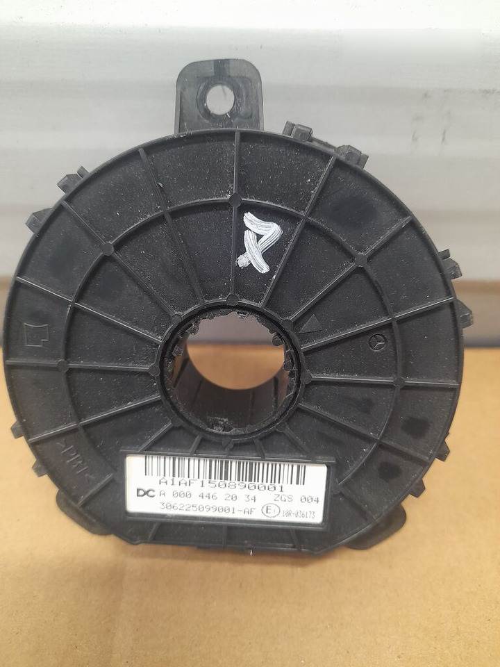 Mercedes-Benz ACTROS MP4 A0004462034 - Sensör - Kamyon: fotoğraf 2 Mercedes-Benz ACTROS MP4 A0004462034 - Sensör - Kamyon: fotoğraf 2