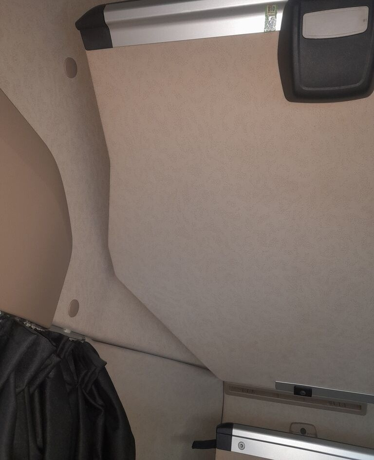 Mercedes-Benz ACTROS Mercedes-Benz - Kabin ve iç mekan - Kamyon: fotoğraf 4 Mercedes-Benz ACTROS Mercedes-Benz - Kabin ve iç mekan - Kamyon: fotoğraf 4