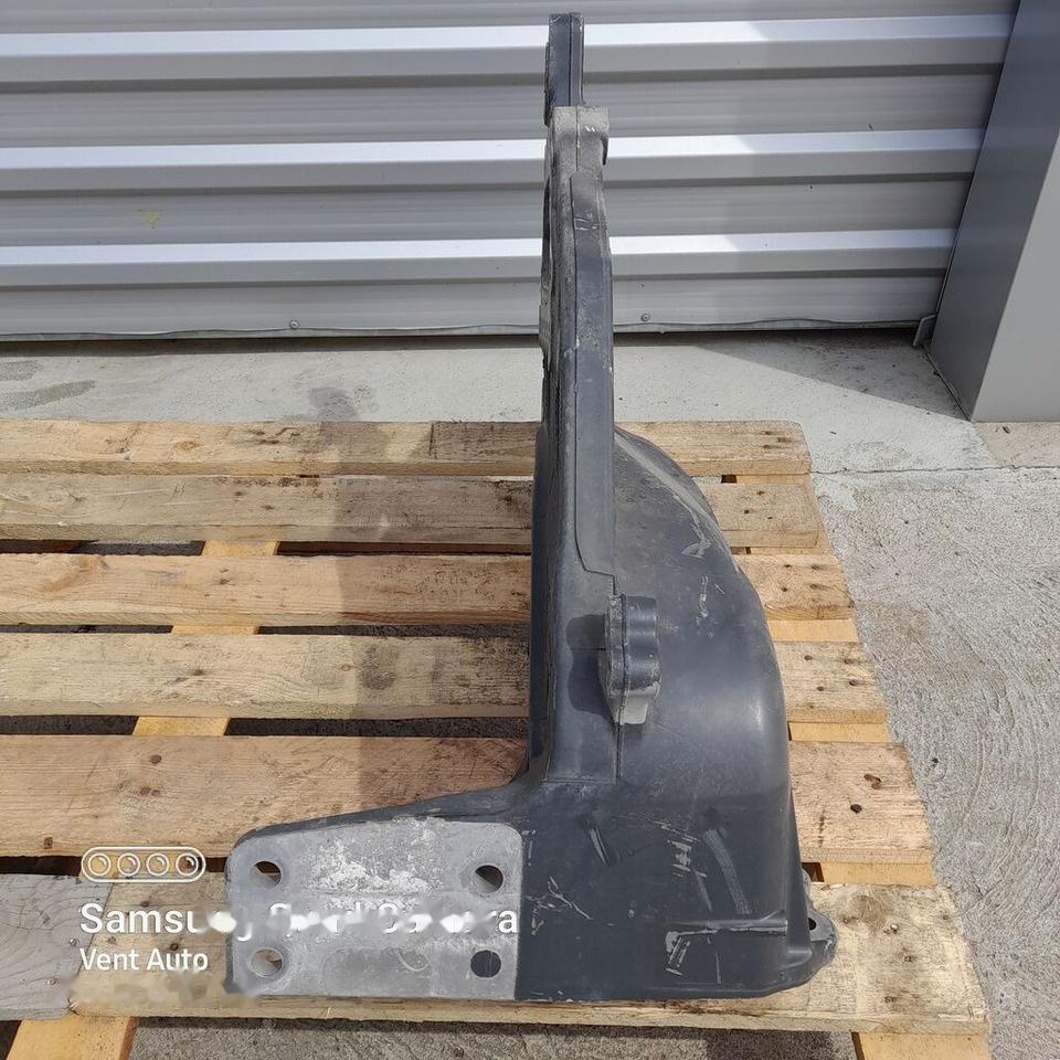 Mocowanie resora/ wspornik LEFT Mercedes-Benz ACTROS MP4 A9603223901 Mercedes-Benz A9603223901 - Kabin süspansiyonu - Kamyon: fotoğraf 3 Mocowanie resora/ wspornik LEFT Mercedes-Benz ACTROS MP4 A9603223901 Mercedes-Benz A9603223901 - Kabin süspansiyonu - Kamyon: fotoğraf 3