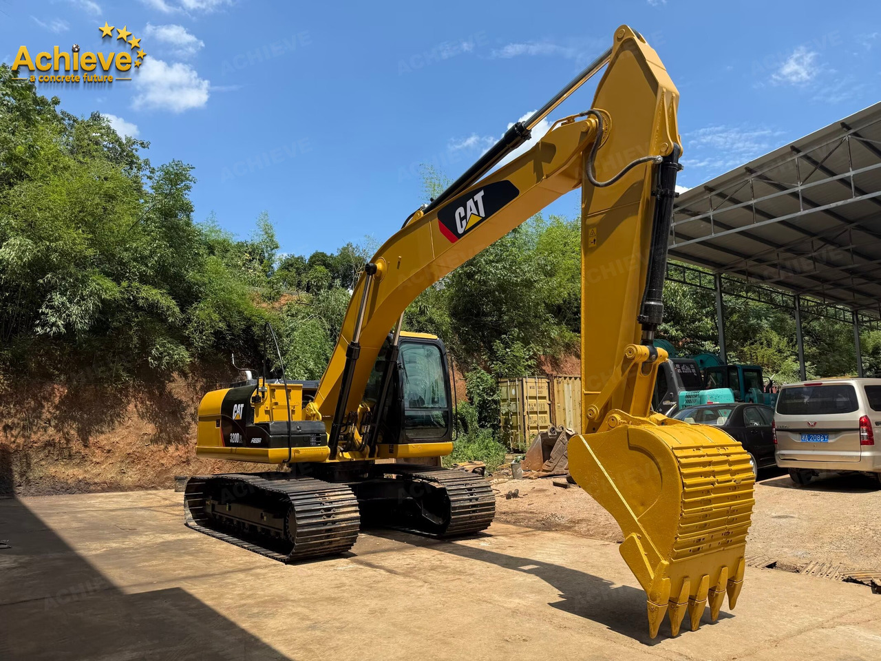 CATERPILLAR 【ACHIEVE】TOP CONDITION!!! CAT 320D2L tracked excavator - Paletli ekskavatör: fotoğraf 1 CATERPILLAR 【ACHIEVE】TOP CONDITION!!! CAT 320D2L tracked excavator - Paletli ekskavatör: fotoğraf 1