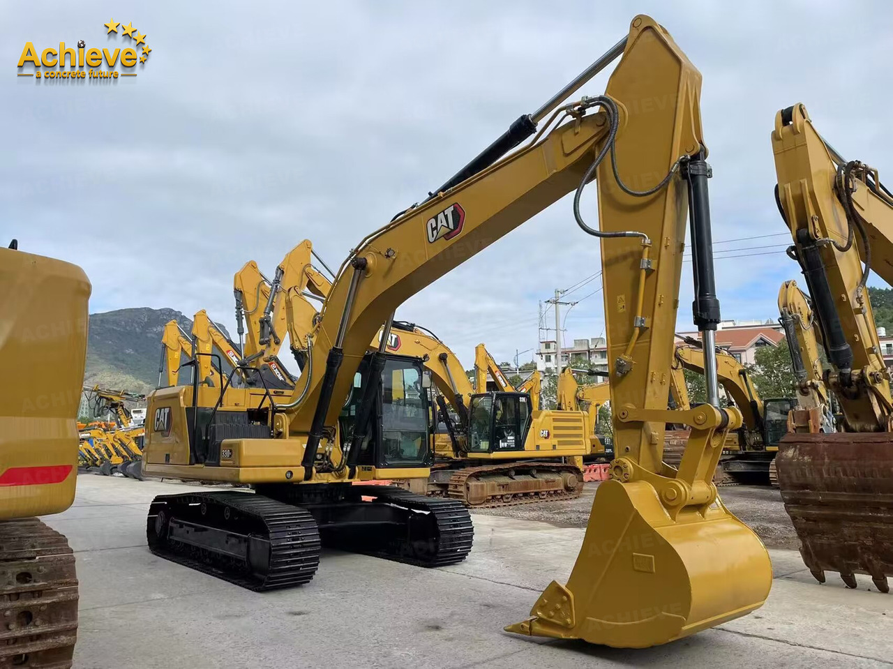 CATERPILLAR Caterpillar's new generation CAT®330 GC hydraulic excavator 1.6 m³ 151/2200 kw/rpm Cat® C7.1 474 L 【ACHIEVE】 TOP CONDITION!!! - Paletli ekskavatör: fotoğraf 1 CATERPILLAR Caterpillar's new generation CAT®330 GC hydraulic excavator 1.6 m³ 151/2200 kw/rpm Cat® C7.1 474 L 【ACHIEVE】 TOP CONDITION!!! - Paletli ekskavatör: fotoğraf 1