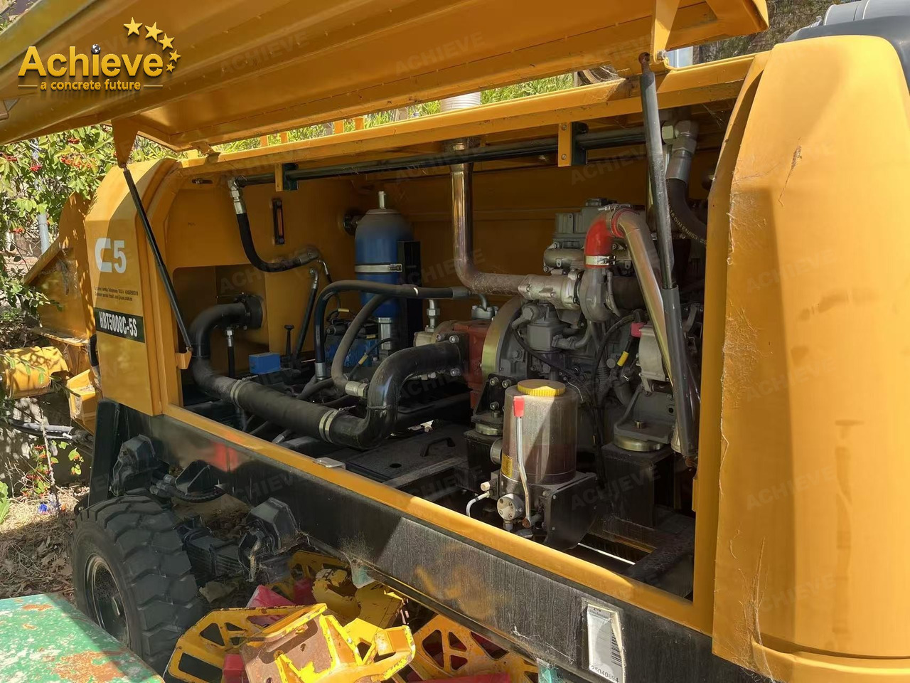 SANY 【ACHIEVE】TOP CONDITION!!! demo new low hours Sany Concrete Trailer Pump 2015 HBT6016C-5D - Sabit beton pompası: fotoğraf 4 SANY 【ACHIEVE】TOP CONDITION!!! demo new low hours Sany Concrete Trailer Pump 2015 HBT6016C-5D - Sabit beton pompası: fotoğraf 4
