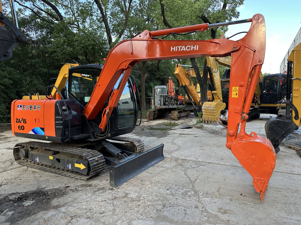 Hitachi 6 ton Mini Excavator ZX60 Excellent Condition - Paletli ekskavatör: fotoğraf 2 Hitachi 6 ton Mini Excavator ZX60 Excellent Condition - Paletli ekskavatör: fotoğraf 2