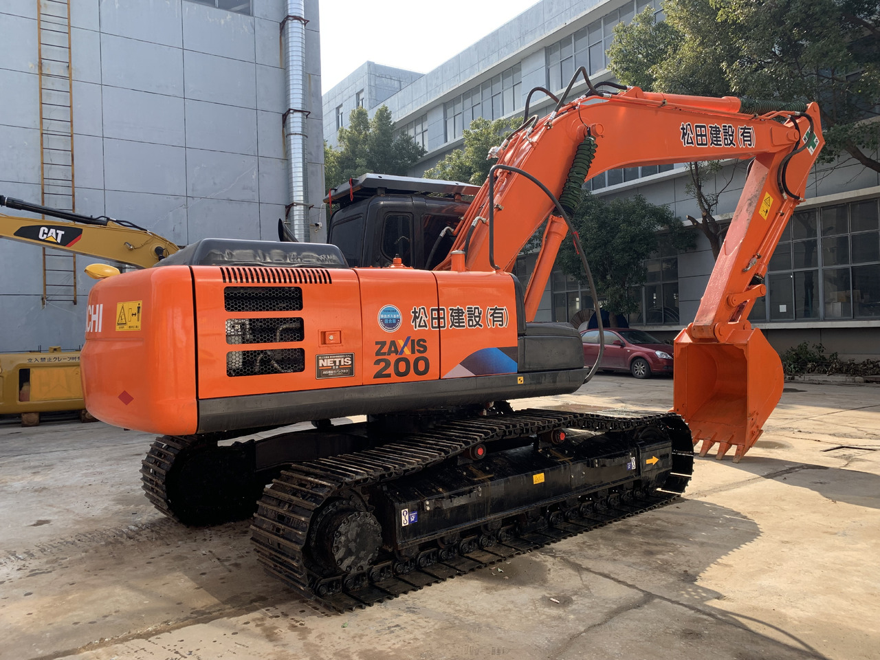 Hitachi Excavator Zaxis 200, 210, 240 Made in Japan - Paletli ekskavatör: fotoğraf 1 Hitachi Excavator Zaxis 200, 210, 240 Made in Japan - Paletli ekskavatör: fotoğraf 1