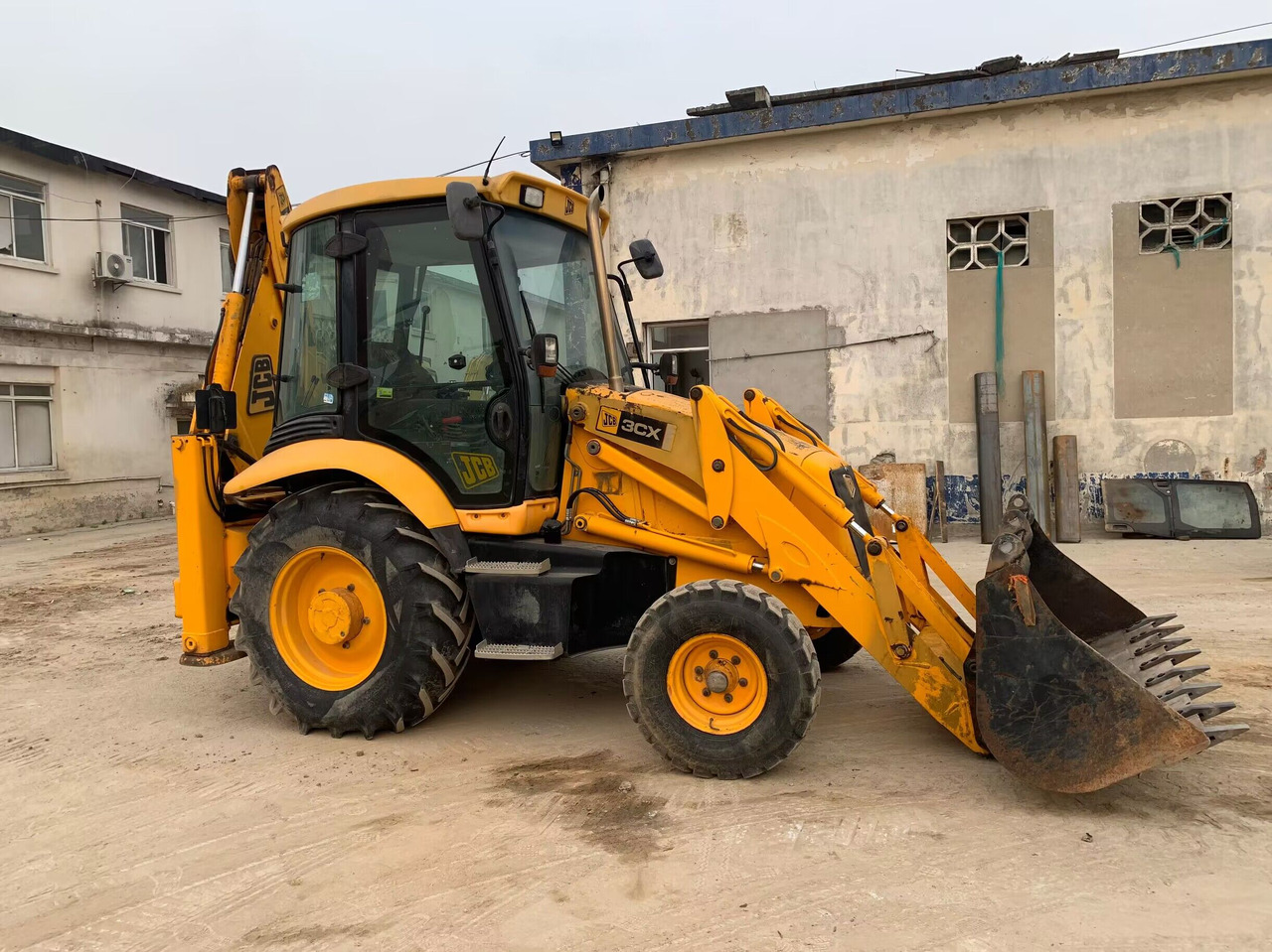 JCB 3CX Original Condition Used Backhoe Loader with Extendable Boom - Iş makinesi: fotoğraf 5 JCB 3CX Original Condition Used Backhoe Loader with Extendable Boom - Iş makinesi: fotoğraf 5