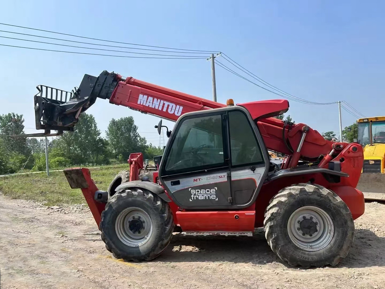 MANITOU MT-X1740 Telescopic Forklift 17m Boom Length - Teleskopik yükleyici: fotoğraf 1 MANITOU MT-X1740 Telescopic Forklift 17m Boom Length - Teleskopik yükleyici: fotoğraf 1