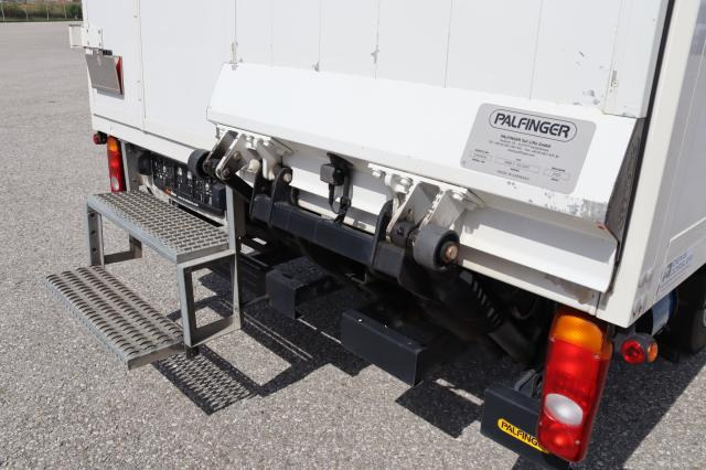 FUSO Canter 7C18 AMT - Kapalı kasa kamyonet: fotoğraf 5 FUSO Canter 7C18 AMT - Kapalı kasa kamyonet: fotoğraf 5