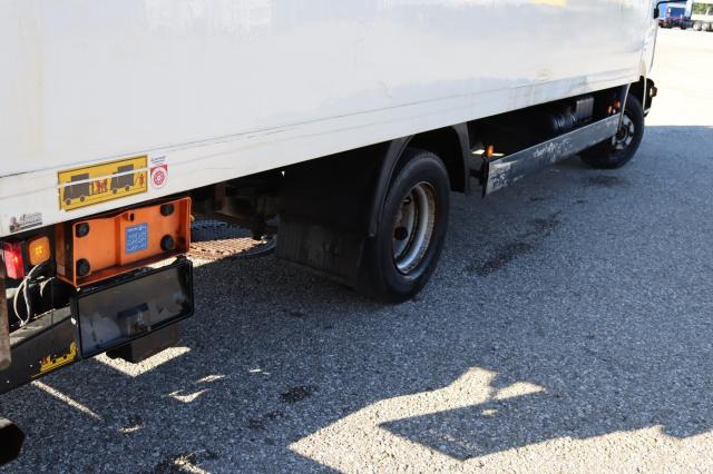 MAN 8.180 TACHOSCHEIBE - Kapalı kasa kamyon: fotoğraf 5 MAN 8.180 TACHOSCHEIBE - Kapalı kasa kamyon: fotoğraf 5