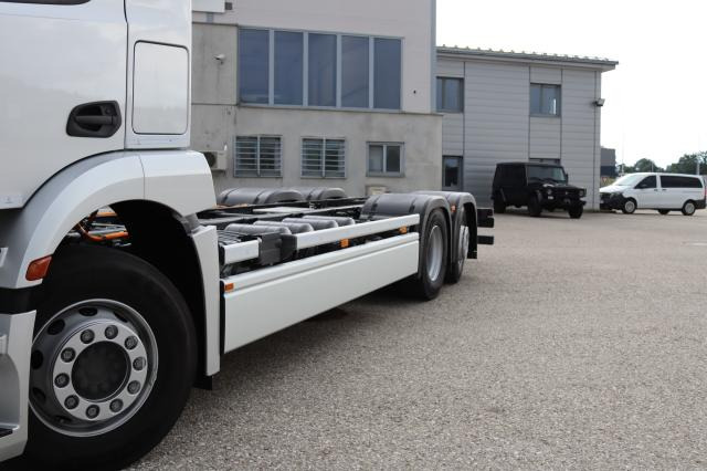 Mercedes-Benz eActros 400 L - Şasi kamyon: fotoğraf 3 Mercedes-Benz eActros 400 L - Şasi kamyon: fotoğraf 3