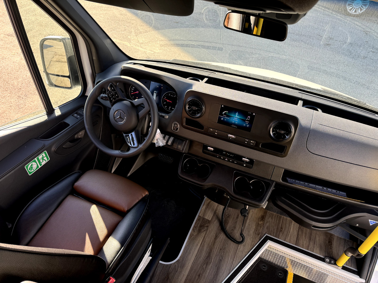 Mercedes-Benz Sprinter 517 - Minibüs, Minivan: fotoğraf 3 Mercedes-Benz Sprinter 517 - Minibüs, Minivan: fotoğraf 3