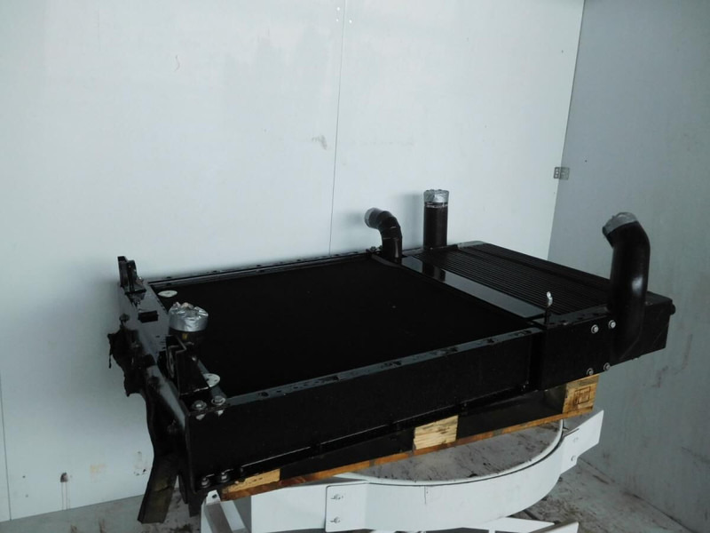 Liebherr Combined Radiator - Radyatör: fotoğraf 1 Liebherr Combined Radiator - Radyatör: fotoğraf 1