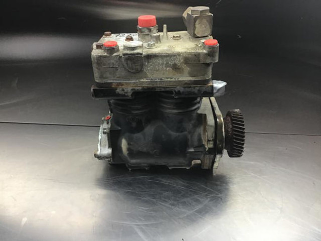 Motor ve yedek parça Liebherr Compressor: fotoğraf 1