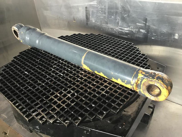 Liebherr Cylinder - Hidrolik silindir: fotoğraf 2 Liebherr Cylinder - Hidrolik silindir: fotoğraf 2