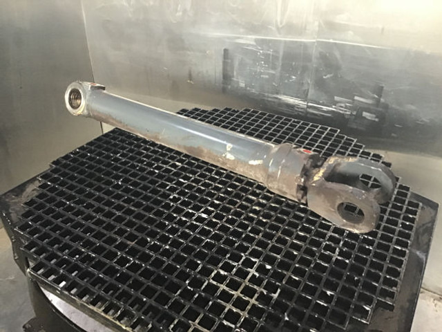 Liebherr Cylinder - Hidrolik silindir: fotoğraf 5 Liebherr Cylinder - Hidrolik silindir: fotoğraf 5