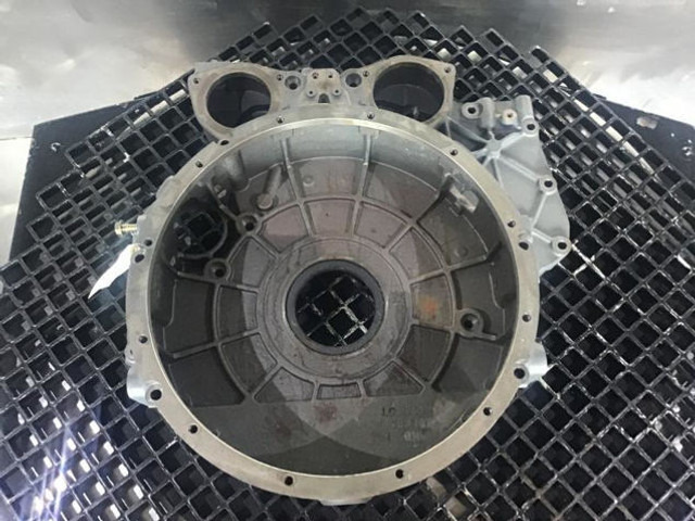 Liebherr Flywheel Housing - Volan: fotoğraf 1 Liebherr Flywheel Housing - Volan: fotoğraf 1