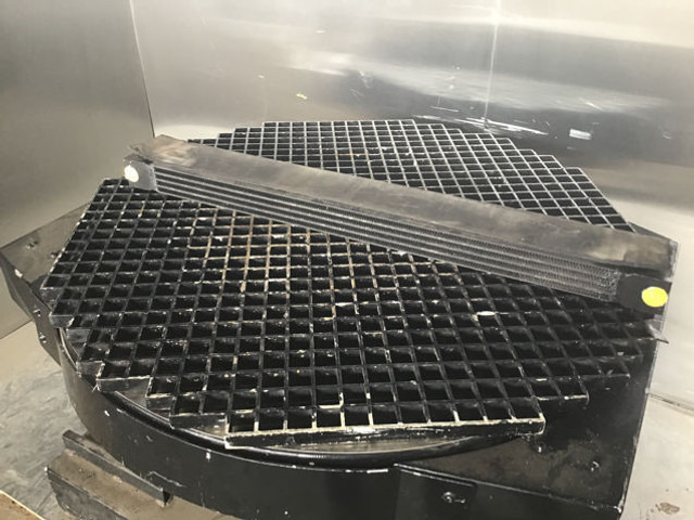 Liebherr Fuelcooler - Yağ soğutucusu: fotoğraf 1 Liebherr Fuelcooler - Yağ soğutucusu: fotoğraf 1