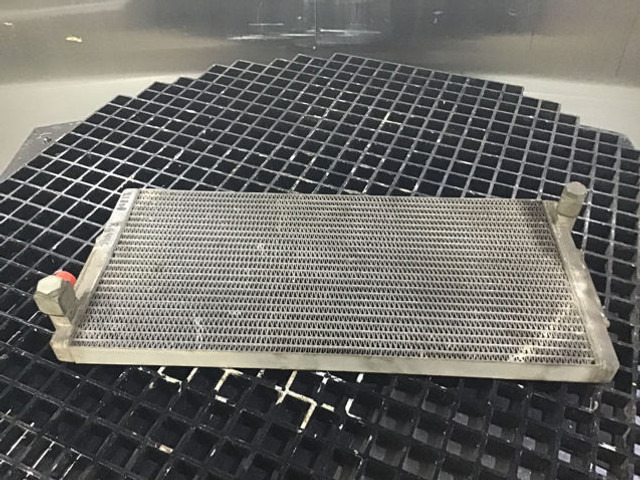 Liebherr Fuelcooler - Yağ soğutucusu: fotoğraf 1 Liebherr Fuelcooler - Yağ soğutucusu: fotoğraf 1