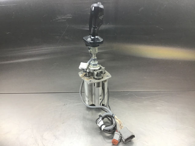 Liebherr Joystick - Vites kolu: fotoğraf 5 Liebherr Joystick - Vites kolu: fotoğraf 5