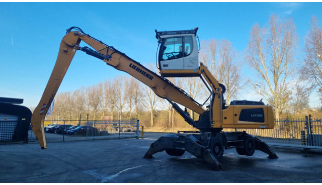 Liebherr LH30 M - Elleçleme makinesi: fotoğraf 1 Liebherr LH30 M - Elleçleme makinesi: fotoğraf 1