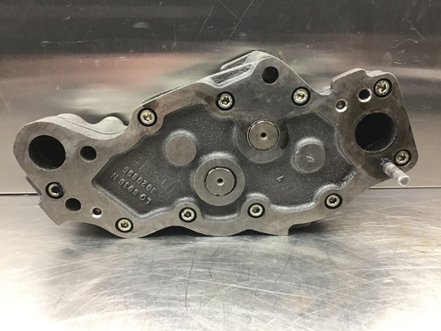 Liebherr Oil Pump - Yağ pompası: fotoğraf 4 Liebherr Oil Pump - Yağ pompası: fotoğraf 4