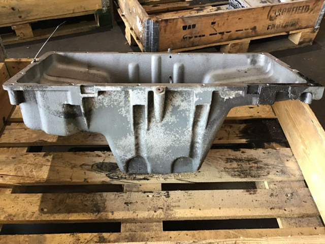 Liebherr Oil Sump - Karter: fotoğraf 1 Liebherr Oil Sump - Karter: fotoğraf 1