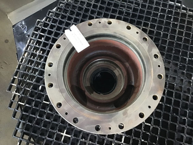 Liebherr Output Shaft Housing - Hidrolik: fotoğraf 4 Liebherr Output Shaft Housing - Hidrolik: fotoğraf 4