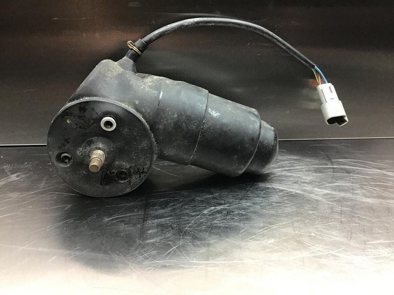 Liebherr R914STD / R914HDSL / R914B / R904 / A904 Li / A902 Li / A900B Li / A316 / A902 INDUSTRIAL / A932 Li / A912 Li / A924 li / A914 L - Silecek: fotoğraf 3 Liebherr R914STD / R914HDSL / R914B / R904 / A904 Li / A902 Li / A900B Li / A316 / A902 INDUSTRIAL / A932 Li / A912 Li / A924 li / A914 L - Silecek: fotoğraf 3