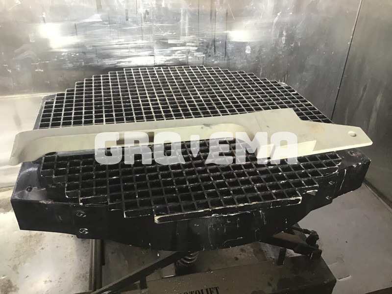 Liebherr R914STD / R914HDSL / R914B / R914 EW / R904 / R924 B / R934 / R934B / R954B / R964B / R974B / R974 - Hava emme borusu: fotoğraf 3 Liebherr R914STD / R914HDSL / R914B / R914 EW / R904 / R924 B / R934 / R934B / R954B / R964B / R974B / R974 - Hava emme borusu: fotoğraf 3