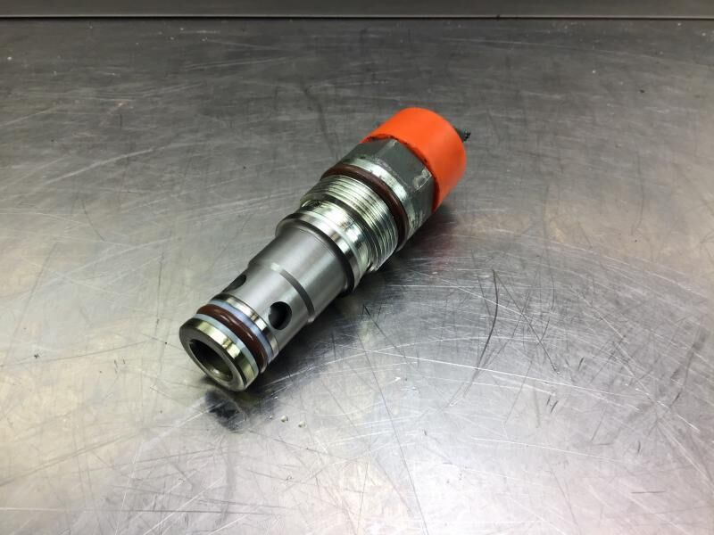 Liebherr R926 COMP / R926 K-LC / R922 Li / R922 LC / R926 LC / R922 NLC / R922 SLC / R922 XLC / R926 CL / R926 NLC / R926 SLC / R926 WLC - Sübap: fotoğraf 3 Liebherr R926 COMP / R926 K-LC / R922 Li / R922 LC / R926 LC / R922 NLC / R922 SLC / R922 XLC / R926 CL / R926 NLC / R926 SLC / R926 WLC - Sübap: fotoğraf 3