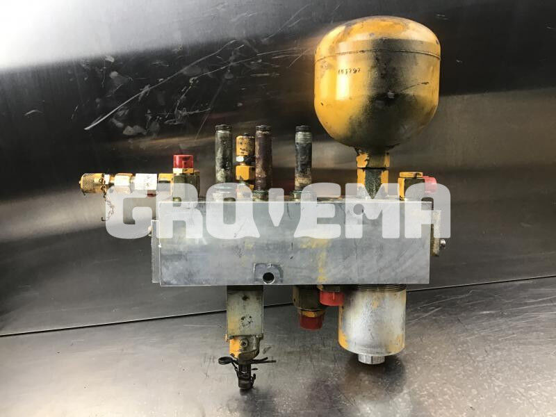 Liebherr R934B / R974B / R974 / R964B - Hidrolik: fotoğraf 2 Liebherr R934B / R974B / R974 / R964B - Hidrolik: fotoğraf 2