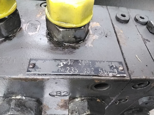 Liebherr Valve Block - Hidrolik: fotoğraf 2 Liebherr Valve Block - Hidrolik: fotoğraf 2