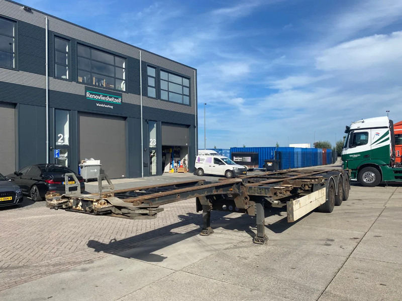 Schmitz Cargobull SCF 24 Chassis / SAF + Disc / 2x Extendable / Lift Axle - Konteynır taşıyıcı/ Yedek karoser dorse: fotoğraf 4 Schmitz Cargobull SCF 24 Chassis / SAF + Disc / 2x Extendable / Lift Axle - Konteynır taşıyıcı/ Yedek karoser dorse: fotoğraf 4