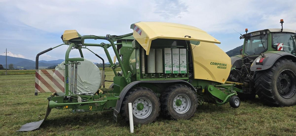 Krone Comprima CV150XC PLUS - Silindirik balya makinesi: fotoğraf 4 Krone Comprima CV150XC PLUS - Silindirik balya makinesi: fotoğraf 4