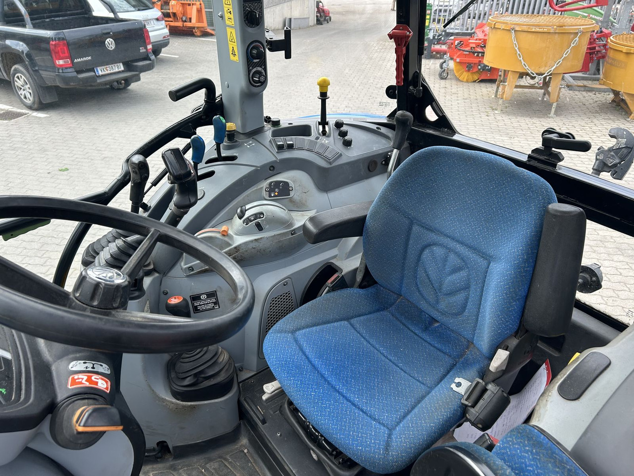 New Holland T4.105 - Traktör: fotoğraf 5 New Holland T4.105 - Traktör: fotoğraf 5