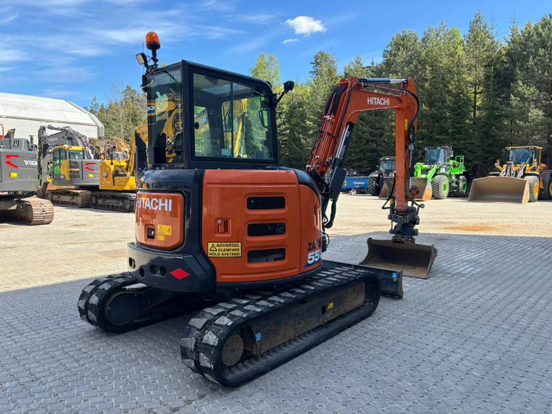Hitachi ZX 55 U-6 CLR - Paletli ekskavatör: fotoğraf 3 Hitachi ZX 55 U-6 CLR - Paletli ekskavatör: fotoğraf 3