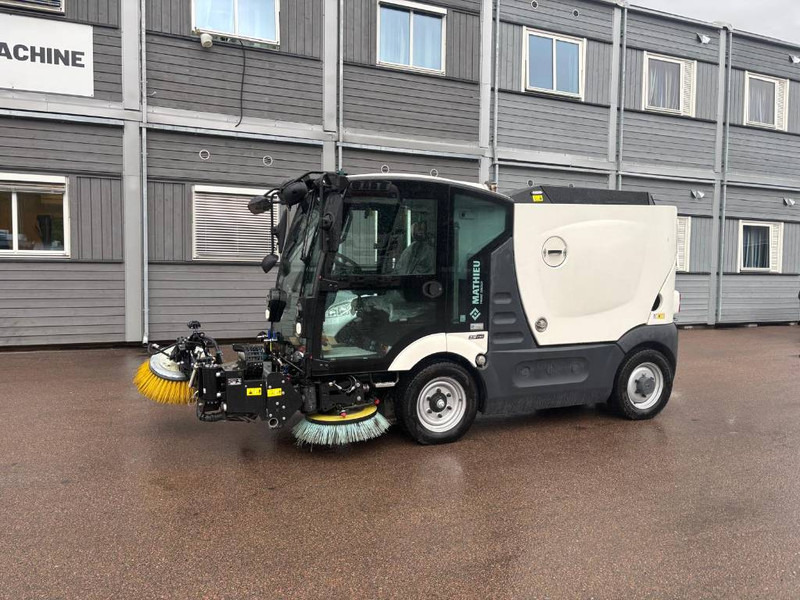 Mathieu MS-210 Azura Flex Street Sweeper - Yol süpürme aracı: fotoğraf 1 Mathieu MS-210 Azura Flex Street Sweeper - Yol süpürme aracı: fotoğraf 1