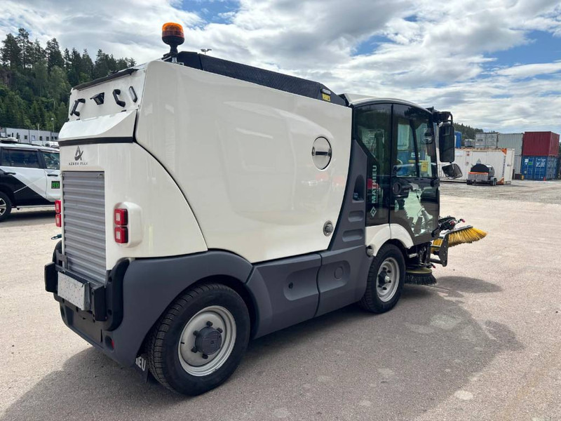Mathieu MS-210 Azura Flex Street Sweeper - Yol süpürme aracı: fotoğraf 3 Mathieu MS-210 Azura Flex Street Sweeper - Yol süpürme aracı: fotoğraf 3