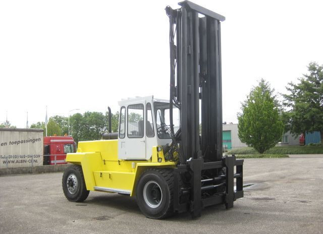 Svetruck 15120-35 - Dizel forklift: fotoğraf 4 Svetruck 15120-35 - Dizel forklift: fotoğraf 4