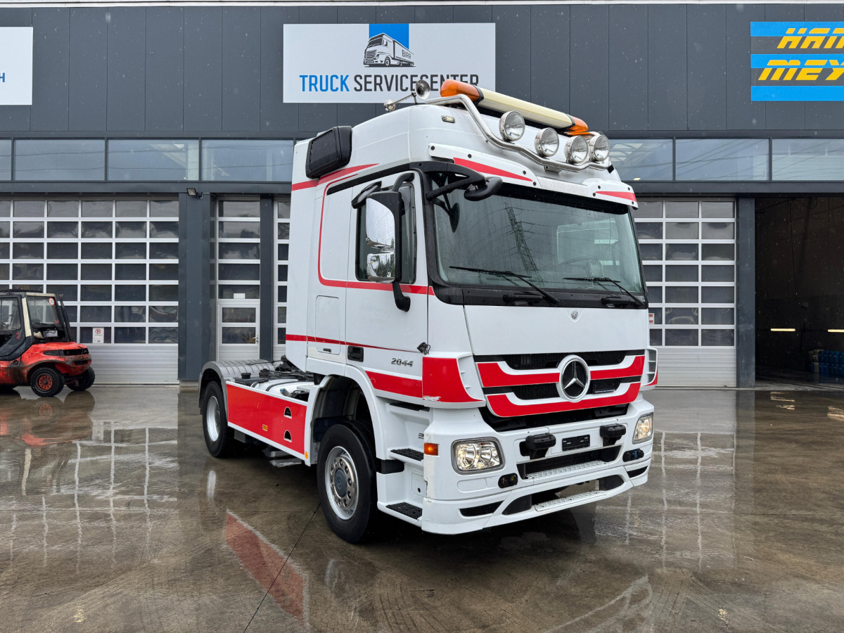 MERCEDES Actros 2044 4x4 - Çekici: fotoğraf 3 MERCEDES Actros 2044 4x4 - Çekici: fotoğraf 3