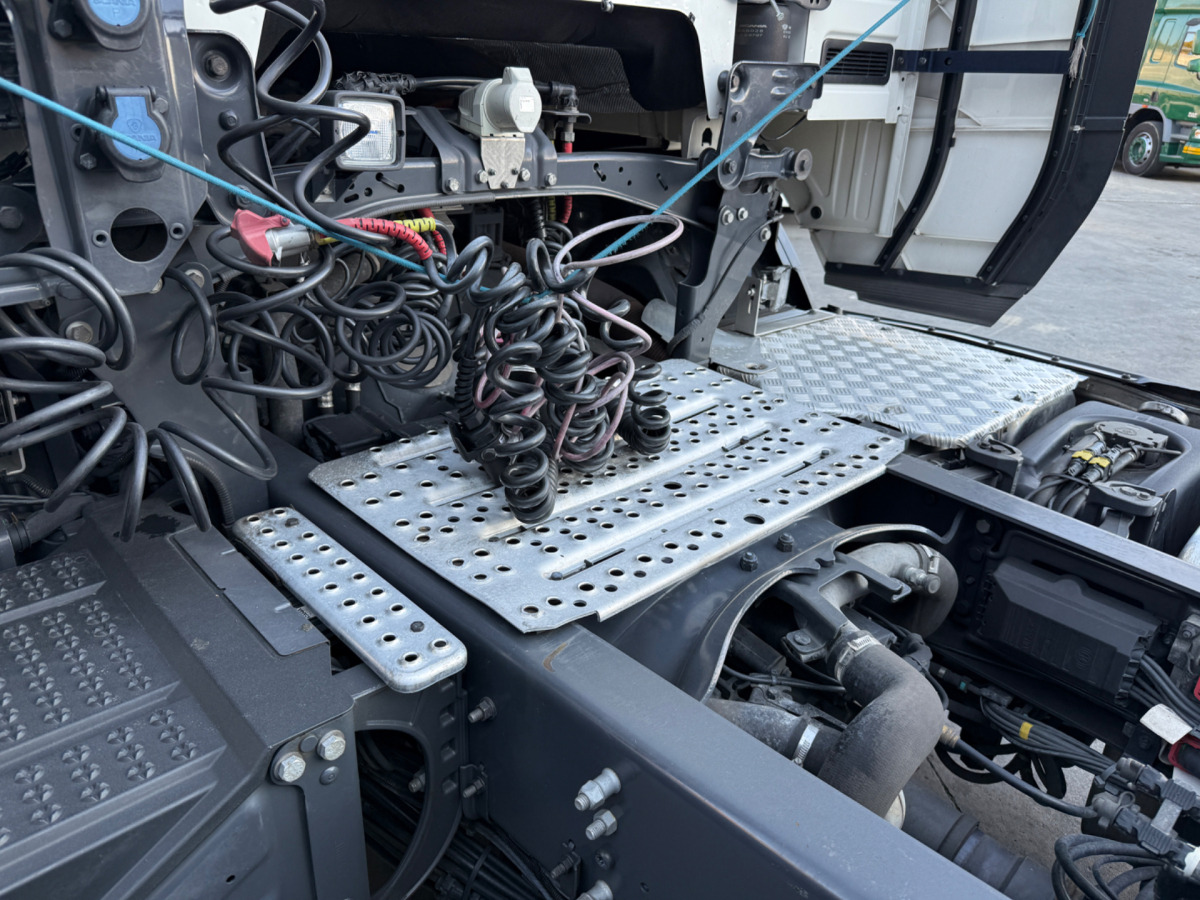 Çekici SCANIA R450 4x2: fotoğraf 10 Çekici SCANIA R450 4x2: fotoğraf 10