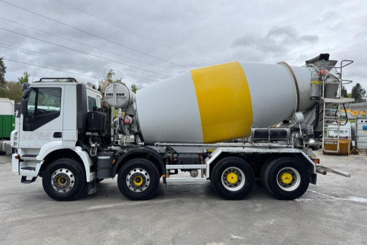 Transmikser Iveco Trakker 450 8x4 (Liebherr 9m3 2018): fotoğraf 8