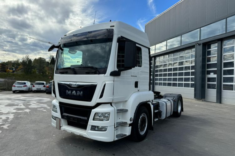 MAN TGS 18.440 4x2 ADR - Hidrolift kamyon: fotoğraf 1 MAN TGS 18.440 4x2 ADR - Hidrolift kamyon: fotoğraf 1