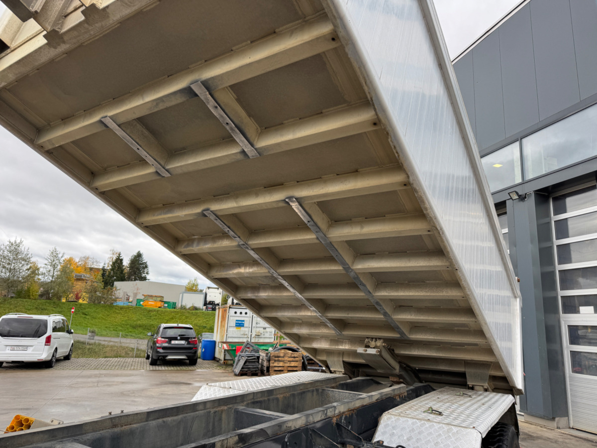 MERCEDES Actros 3248 8x4 Rückwärtskipper - Damperli kamyon: fotoğraf 3 MERCEDES Actros 3248 8x4 Rückwärtskipper - Damperli kamyon: fotoğraf 3