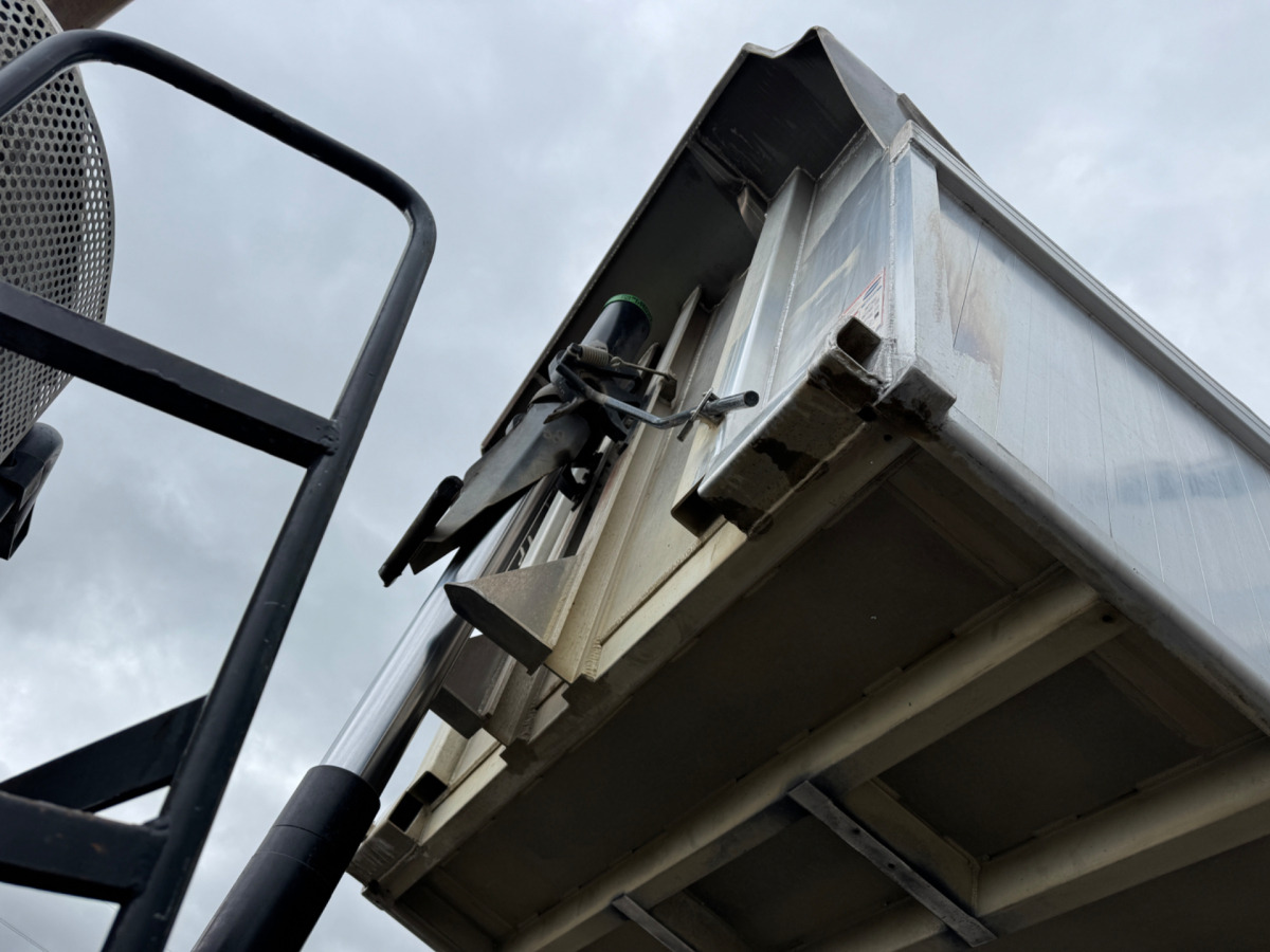 MERCEDES Actros 3248 8x4 Rückwärtskipper - Damperli kamyon: fotoğraf 4 MERCEDES Actros 3248 8x4 Rückwärtskipper - Damperli kamyon: fotoğraf 4