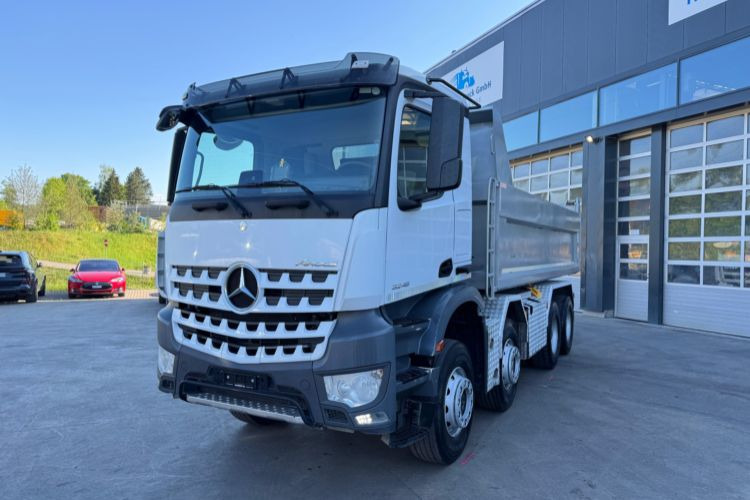 Mercedes-Benz Arocs 3248 8x4 - Damperli kamyon: fotoğraf 2 Mercedes-Benz Arocs 3248 8x4 - Damperli kamyon: fotoğraf 2